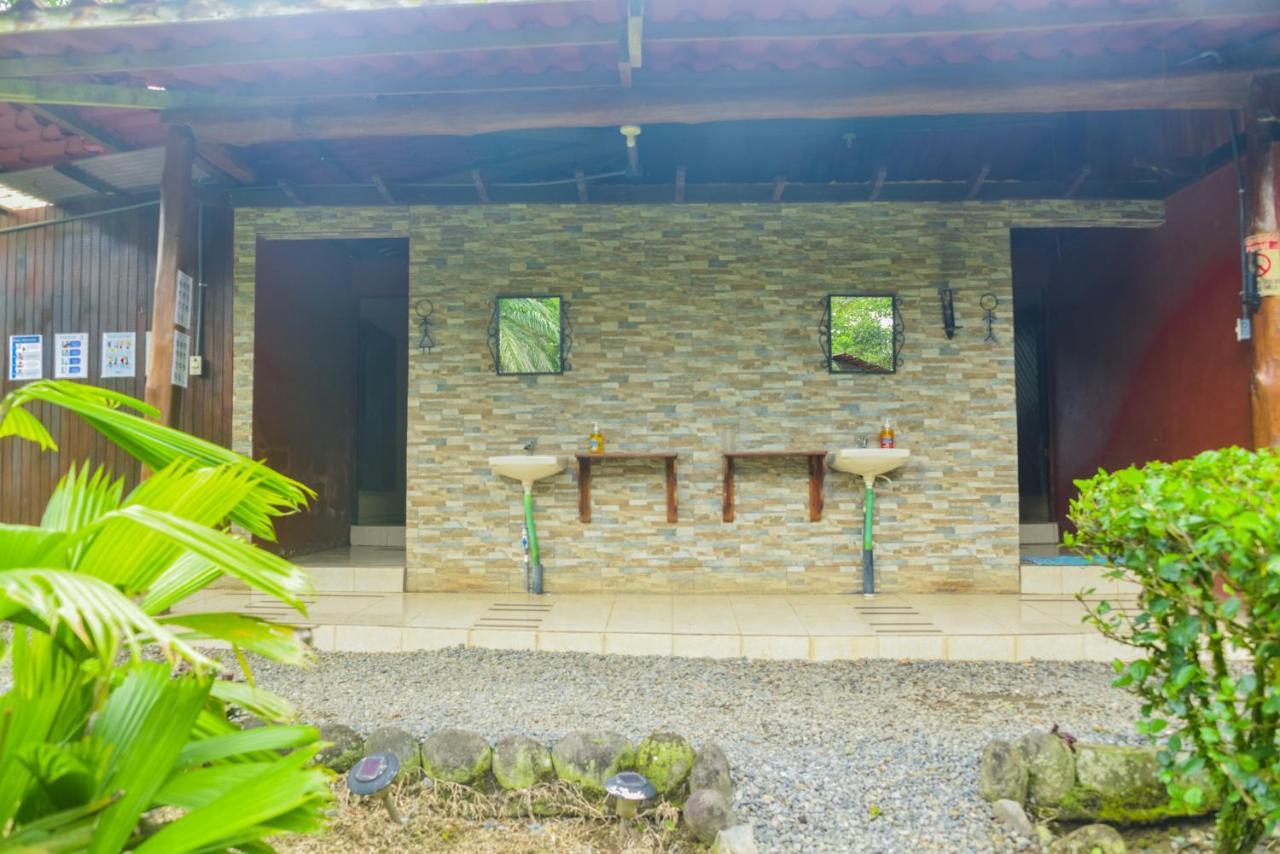 Pacuare River Lodge Bajo Tigre Buitenkant foto