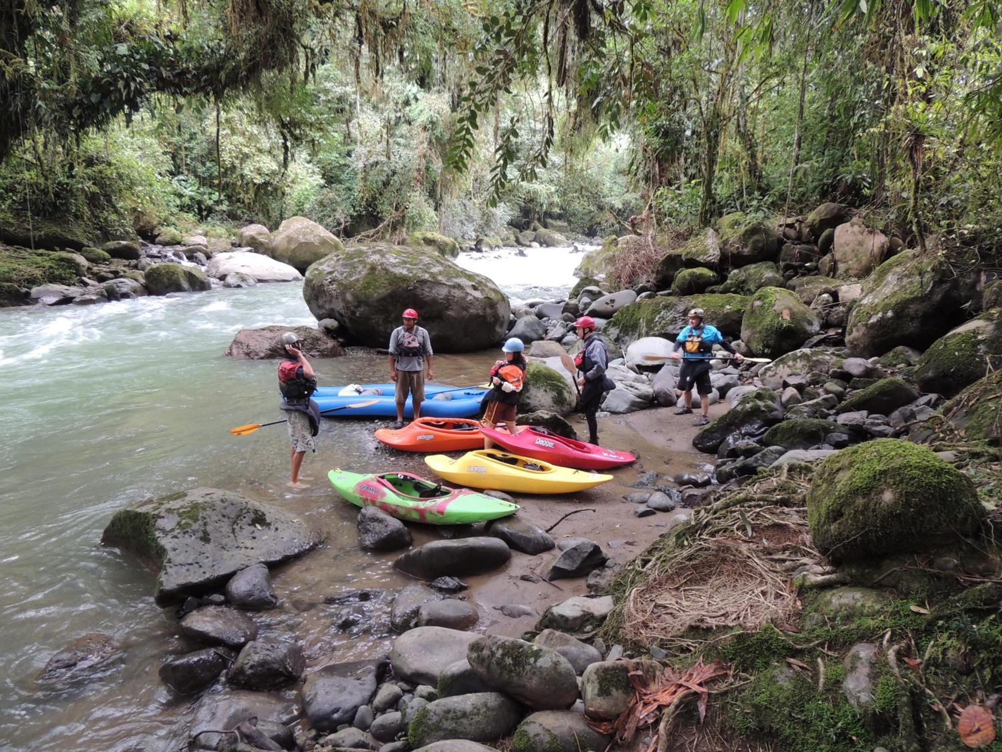 Pacuare River Lodge Bajo Tigre Buitenkant foto