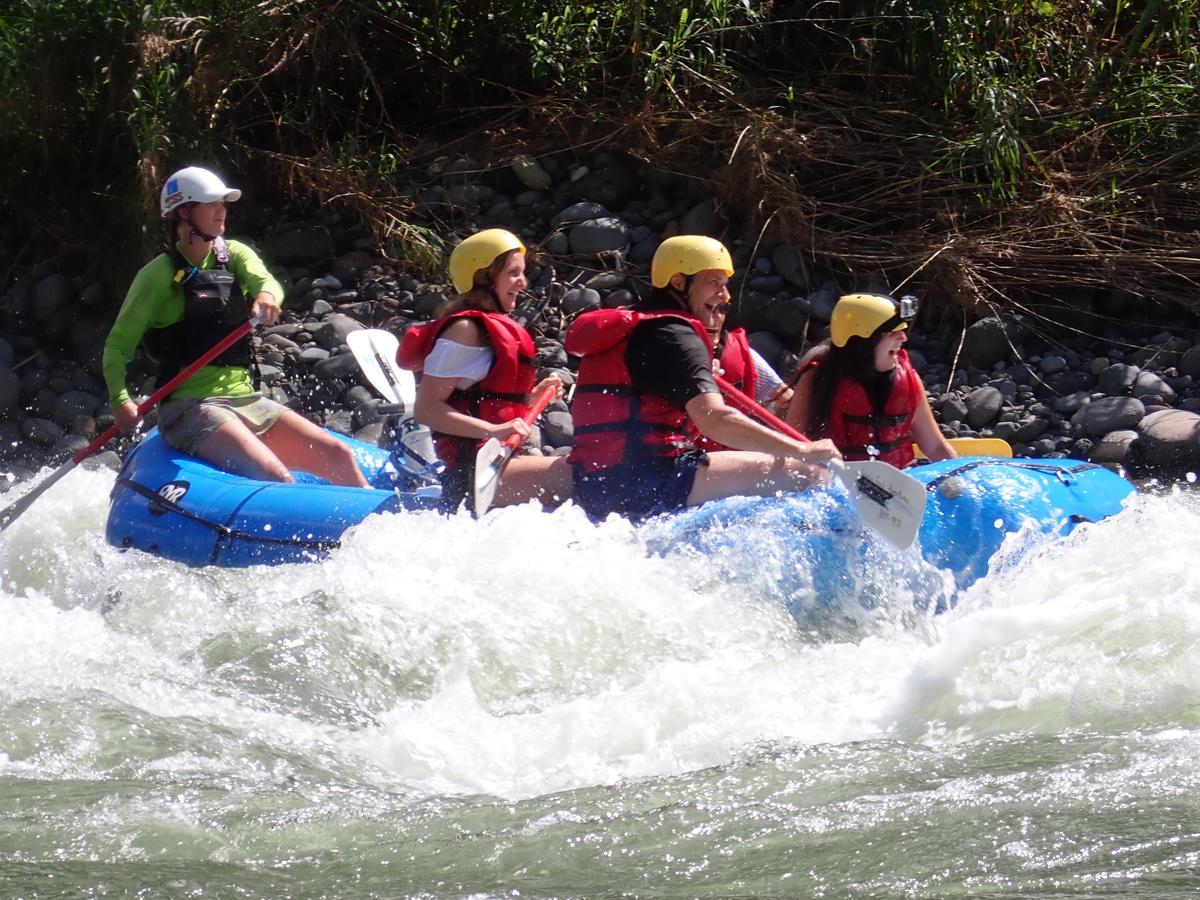 Pacuare River Lodge Bajo Tigre Buitenkant foto
